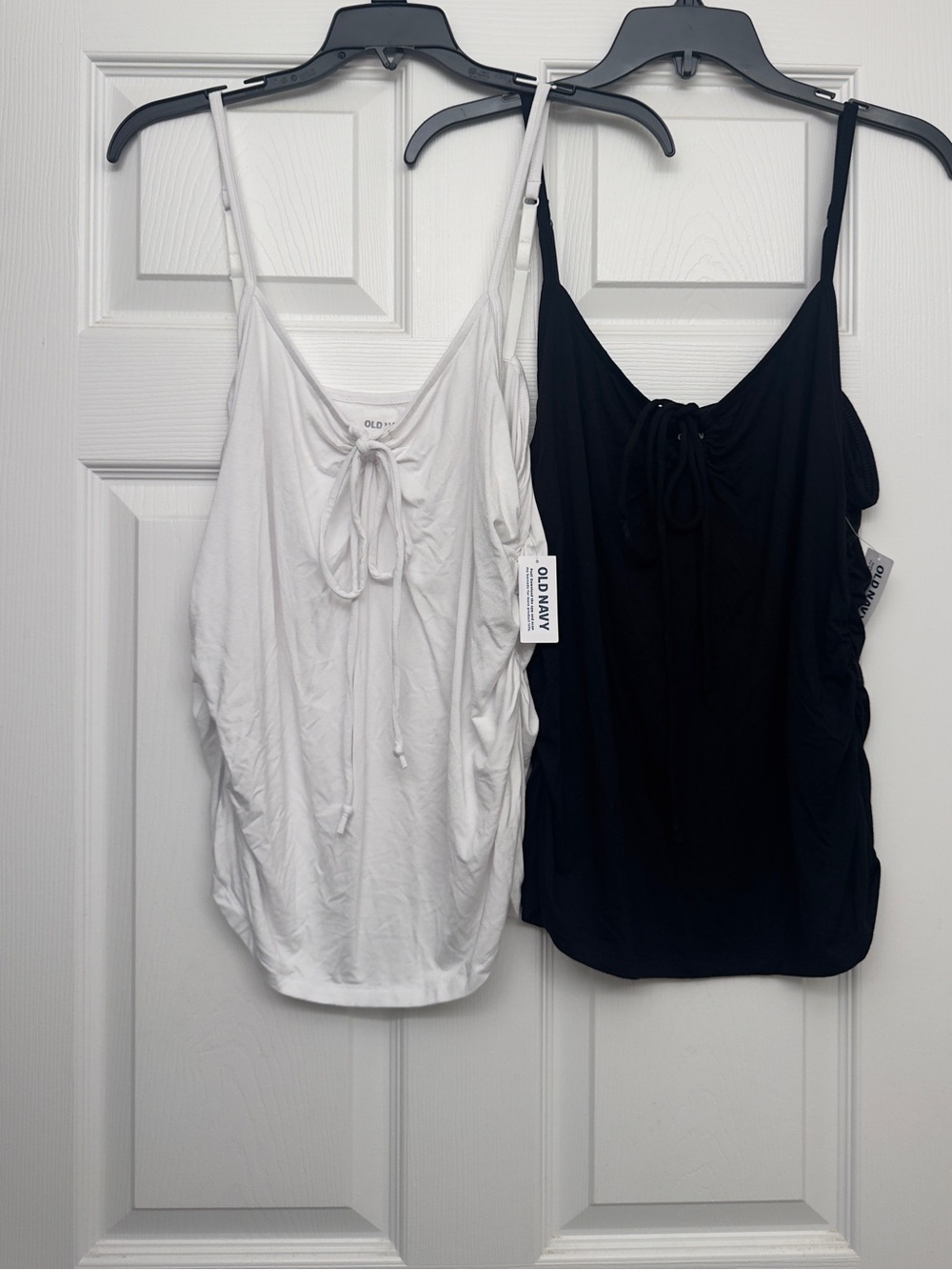 NWT Old Navy Adjustable Spaghetti Strap Tie-Front Camisoles Extra Large